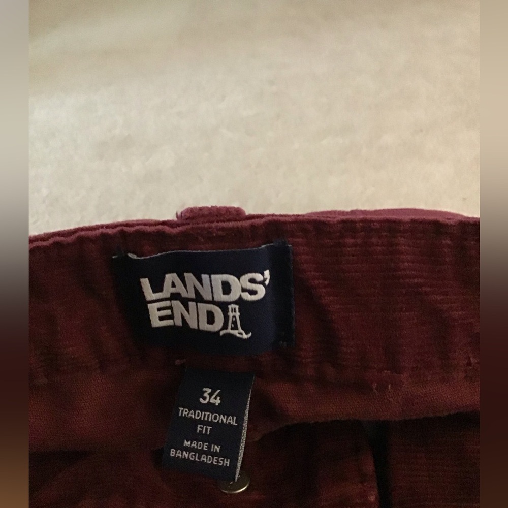 SOLD !!!  NWT Lands’ End Men’s 34x30 Burgundy Corduroy Traditional Fit - Picture 3 of 3